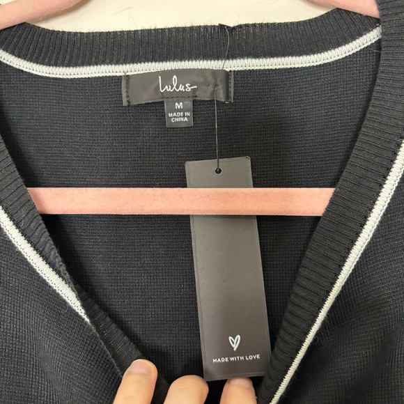 Lulu’s Upscale Personality Black Knit Cardigan Long Sleeve Mini Dress nwt M - Picture 4 of 6